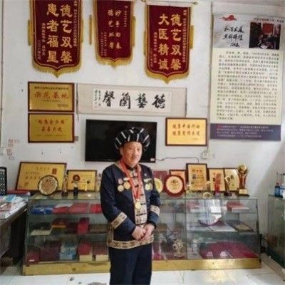 两会重点推荐专题报道 人民的好医生——符忠来