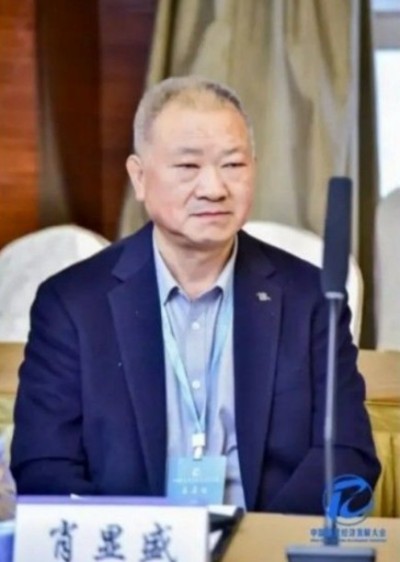 从下岗职工到全国劳动模范：肖显盛的不凡之路