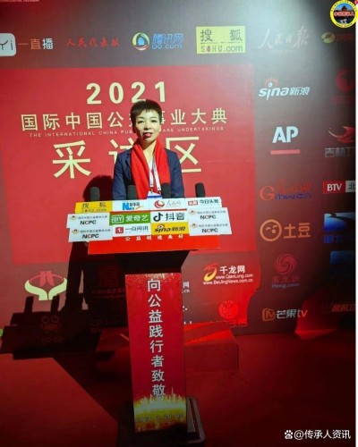 李泓静20年“手”护健康：一位中医康复师的传承之路