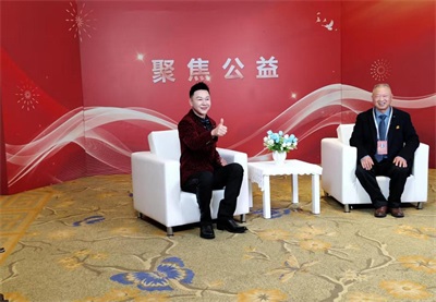 巴东县红鹰成品油董事长肖显盛：公益路上的温暖行者