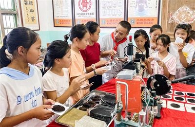 探寻余门医派中医老字号土将军膏药穴位敷贴技术百年传承的历史