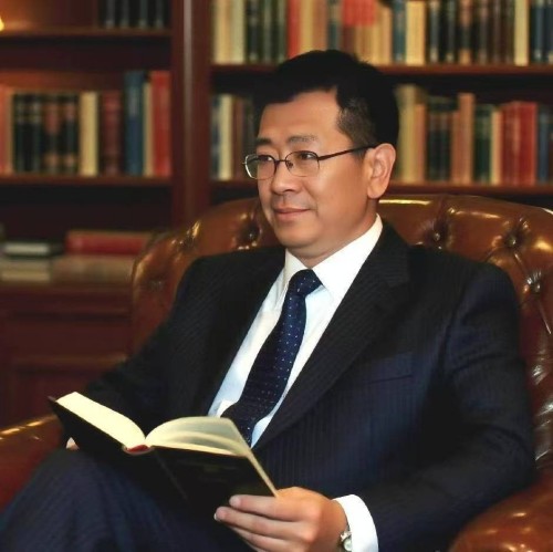 四十年演易路：儒易轩的易学传承与当代实践