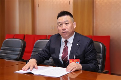 思耀国：头雁领航兴农路 实干担当助振兴