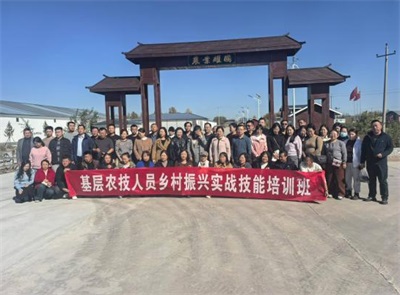 思耀国：头雁领航兴农路 实干担当助振兴