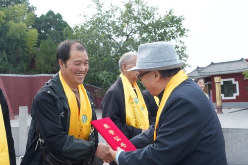 阅兵展国威•文化铸灵魂 著名中医藏药传承人—付录应