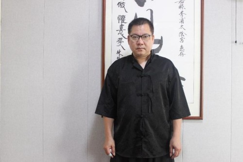 抗战80周年：郑松克以信仰之光传承民族精神