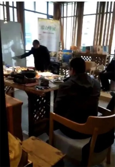 弘扬国学文化 传承易学精髓 记中国著名周易名家、书法家——杨项中