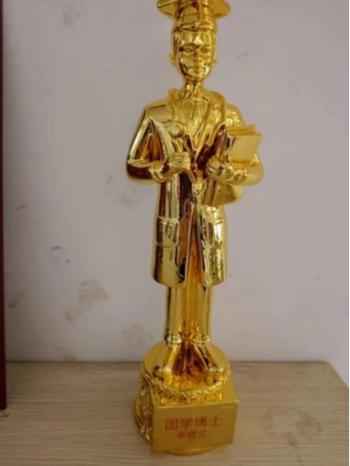 全国两会重点推荐 新时代非遗文化传播大使李瑞兰