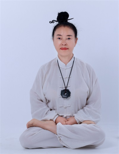 2026金马迎新春·行业名人大拜年：王招珺教授以传统智慧守护全民健康