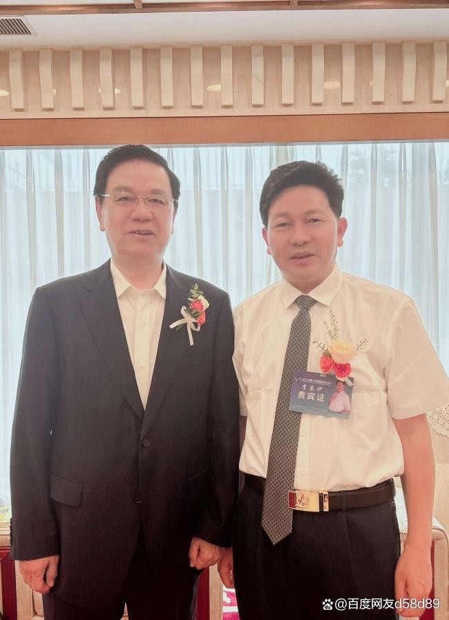 共扬本草风帆，构建人类健康共同体 ——李乘伊院长出席2026大健康产业品牌出海发展大会
