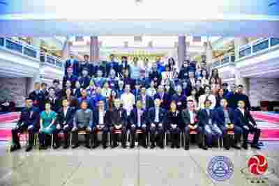 书香氤氲承经典  易学精粹毓新秀 访著名国学易经风水大师---敖弟良