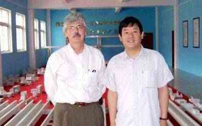 创新之魂，铸就企业家非凡成就 高分子桥架创始人——薛瑞清