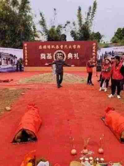 传承中医瑰宝,守护大众健康 中国著名国医大师---林的仕