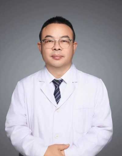 喜迎全国两会特别报道 中医高科技扶正溶瘤无痕技术非遗传承人---周国宇