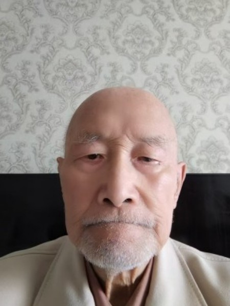 五一特别报道：九旬银发学者的“文化劳动节”——记《易经》修复者薛德钧先生